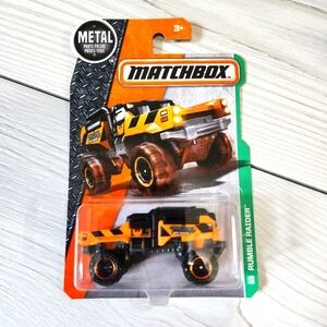 Matchbox Rumble Raider-orange NWT